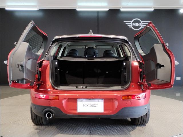 MINI クーパーD クラブマン クラシック・トリム シートヒーター バックカメラ アクティブクルーズコントロール シルバールーフ 純正HDDナビ 純正17インチAW コンフォートアクセス パーキングアシスト 障害物センサー 衝突軽減ブレーキ(12枚目)