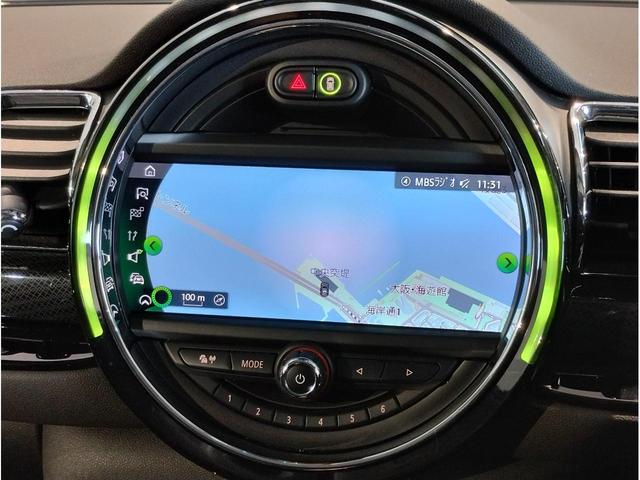 ＭＩＮＩ クーパーＤ　クラブマン　２年保証付　ワンオーナー　後期モデル　シートヒーター　バックカメラ　純正ＨＤＤナビ　レザーシートカバー　シルバールーフ　純正１７インチＡＷ　コンフォートアクセス　障害物センサー　衝突軽減ブレーキ（33枚目）