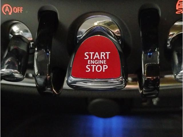 ＭＩＮＩ クーパーＤクラブマンプレミアム＋Ｐクラシック・トリム　ワンオーナー　シートヒーター　アクティブクルーズコントロール　ワイヤレス充電　バックカメラ　純正ＨＤＤナビ　ブラックルーフ　コンフォートアクセス　パーキングアシスト　障害物センサー　純正１７ＡＷ（42枚目）