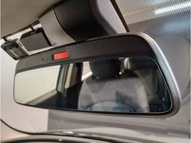 ＭＩＮＩ クーパーＤクラブマンプレミアム＋Ｐクラシック・トリム　ワンオーナー　シートヒーター　アクティブクルーズコントロール　ワイヤレス充電　バックカメラ　純正ＨＤＤナビ　ブラックルーフ　コンフォートアクセス　パーキングアシスト　障害物センサー　純正１７ＡＷ（50枚目）