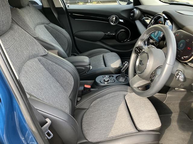 ＭＩＮＩ クーパーＤ　クラシック・トリム　弊社下取ワンオーナー　クラシックトリム　アクティブクルーズコントロール　コンフォートアクセス　リアビューカメラ　　リアＰＤＣ　ＬＥＤヘッドライト　Ａｐｐｌｅ　Ｃａｒ　Ｐｌａｙ　禁煙車　認定中古車（16枚目）