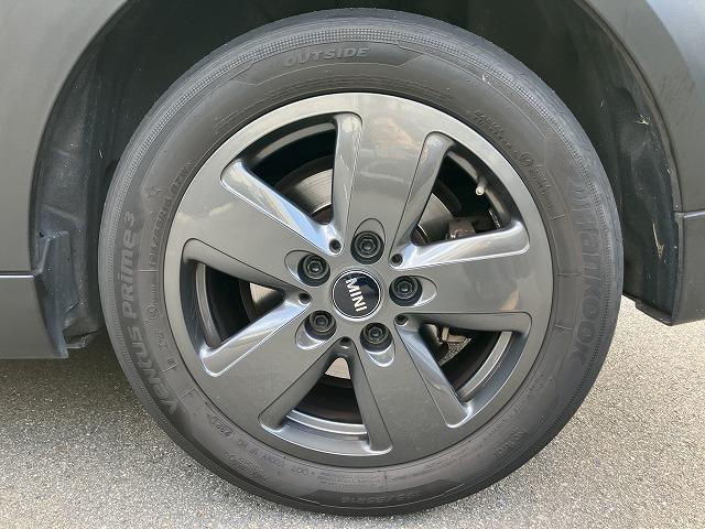 ＭＩＮＩ クーパーＤ　クラシック・トリム　弊社下取ワンオーナー　クラシックトリム　アクティブクルーズコントロール　コンフォートアクセス　リアビューカメラ　　リアＰＤＣ　ＬＥＤヘッドライト　Ａｐｐｌｅ　Ｃａｒ　Ｐｌａｙ　禁煙車　認定中古車（52枚目）