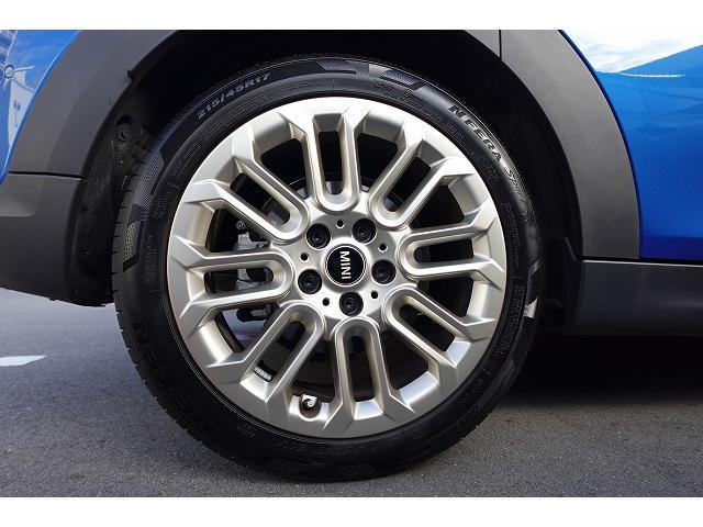 ＭＩＮＩ クーパーＳ　フェイバリット・トリム　弊社登録車　Ｍパッケージ　アクティブクルーズコントロール　ハーマンカードン・ハイファイラウド・スピーカーシステム　シートヒーター　ステアリングヒーター　電動シート　ヘッドアップディスプレイ　認定中古車（61枚目）