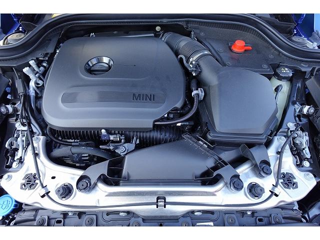 ＭＩＮＩ クーパーＳ　フェイバリット・トリム　弊社登録車　Ｍパッケージ　アクティブクルーズコントロール　ハーマンカードン・ハイファイラウド・スピーカーシステム　シートヒーター　ステアリングヒーター　電動シート　ヘッドアップディスプレイ　認定中古車（64枚目）