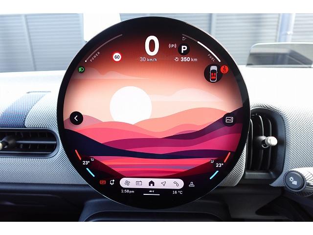 ＭＩＮＩ クーパーＳ　フェイバリット・トリム　弊社登録車　Ｍパッケージ　アクティブクルーズコントロール　ハーマンカードン・ハイファイラウド・スピーカーシステム　シートヒーター　ステアリングヒーター　電動シート　ヘッドアップディスプレイ　認定中古車（74枚目）