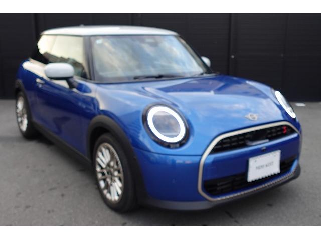 MINI クーパーS フェイバリット・トリム 弊社登録車 Mパッケージ アクティブクルーズコントロール ドライビングアシスタント パーキングアシスタント ヘッドアップディスプレイ harman/kardonHiFiラウドスピーカー 認定中古車(8枚目)