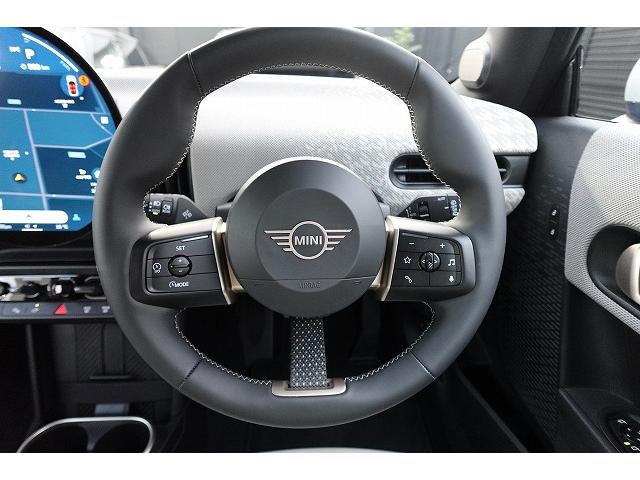MINI クーパーS フェイバリット・トリム 弊社登録車 Mパッケージ アクティブクルーズコントロール ドライビングアシスタント パーキングアシスタント ヘッドアップディスプレイ harman/kardonHiFiラウドスピーカー 認定中古車(26枚目)