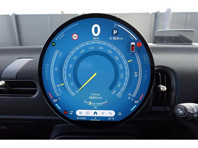ＭＩＮＩ クーパーＣ　クラシック・トリム　弊社登録車　ＡＣＣ　ＨＵＤ　ドライビングアシスト　パーキングアシスト　アダプティブＬＥＤヘッドライト　シートヒーター　ステアリング＆レーンコントロールアシスト　ワイヤレスチャージング　認定中古車（18枚目）