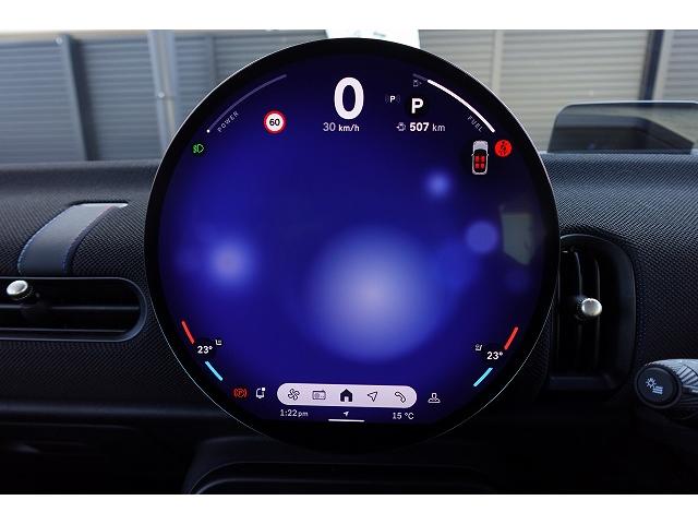 ＭＩＮＩ クーパーＣ　クラシック・トリム　弊社登録車　ＡＣＣ　ＨＵＤ　ドライビングアシスト　パーキングアシスト　アダプティブＬＥＤヘッドライト　シートヒーター　ステアリング＆レーンコントロールアシスト　ワイヤレスチャージング　認定中古車（66枚目）