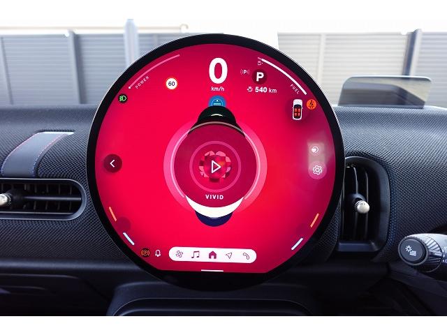 ＭＩＮＩ クーパーＣ　クラシック・トリム　弊社登録車　ＡＣＣ　ＨＵＤ　ドライビングアシスト　パーキングアシスト　アダプティブＬＥＤヘッドライト　シートヒーター　ステアリング＆レーンコントロールアシスト　ワイヤレスチャージング　認定中古車（71枚目）