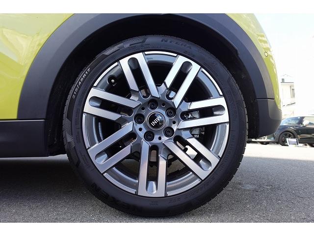 ＭＩＮＩ クーパーＣ　クラシック・トリム　弊社登録車　ＡＣＣ　ＨＵＤ　ドライビングアシスト　パーキングアシスト　アダプティブＬＥＤヘッドライト　シートヒーター　ステアリング＆レーンコントロールアシスト　ワイヤレスチャージング　認定中古車（79枚目）