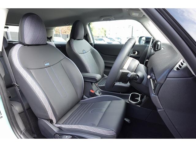 ＭＩＮＩ クーパーＣ　クラシック・トリム　弊社登録車　ＡＣＣ　ＨＵＤ　ドライビングアシスト　パーキングアシスト　アダプティブＬＥＤヘッドライト　シートヒーター　ステアリング＆レーンコントロールアシスト　ワイヤレスチャージング　認定中古車（15枚目）