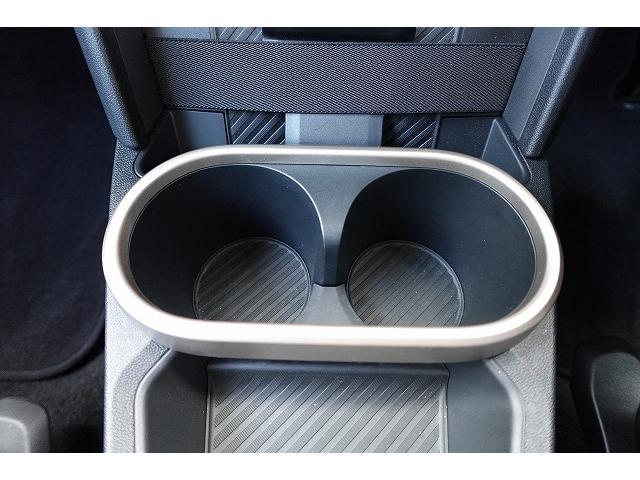 ＭＩＮＩ クーパーＣ　クラシック・トリム　弊社登録車　ＡＣＣ　ＨＵＤ　ドライビングアシスト　パーキングアシスト　アダプティブＬＥＤヘッドライト　シートヒーター　ステアリング＆レーンコントロールアシスト　ワイヤレスチャージング　認定中古車（42枚目）