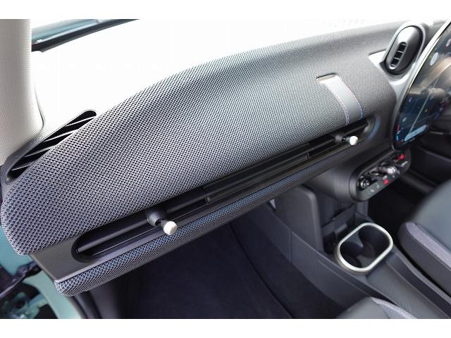 ＭＩＮＩ クーパーＣ　クラシック・トリム　弊社登録車　ＡＣＣ　ＨＵＤ　ドライビングアシスト　パーキングアシスト　アダプティブＬＥＤヘッドライト　シートヒーター　ステアリング＆レーンコントロールアシスト　ワイヤレスチャージング　認定中古車（45枚目）