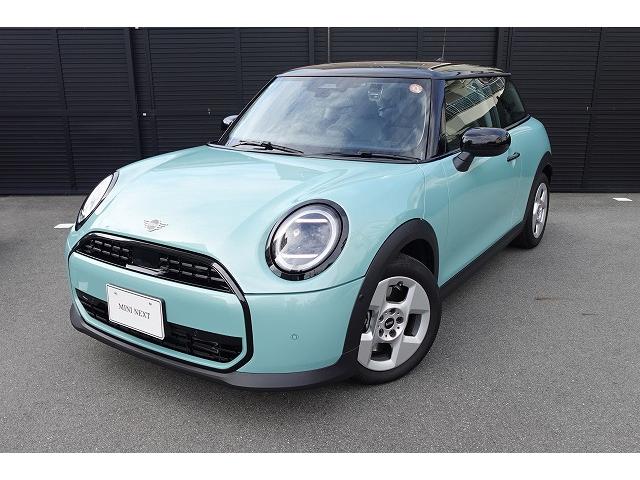 ＭＩＮＩ クーパーＣ　クラシック・トリム　弊社登録車　ＡＣＣ　ＨＵＤ　ドライビングアシスト　パーキングアシスト　アダプティブＬＥＤヘッドライト　シートヒーター　ステアリング＆レーンコントロールアシスト　ワイヤレスチャージング　認定中古車（69枚目）