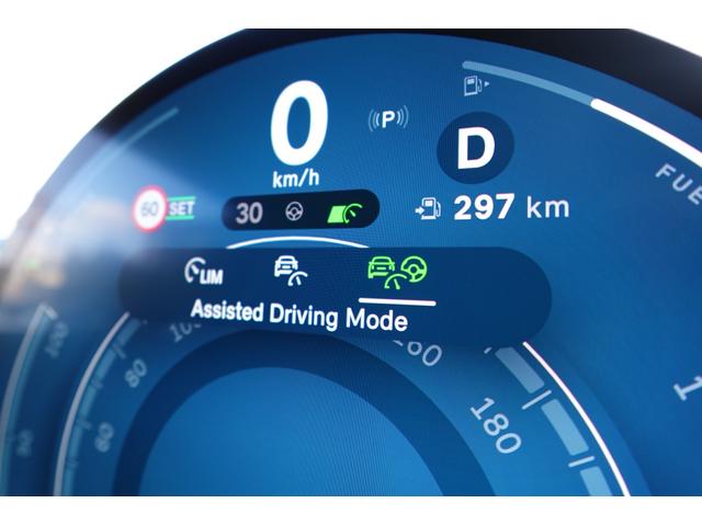 ＭＩＮＩ クーパーＳ　クラシック・トリム　弊社デモカー　ＣＬＡＳＳＩＣＴＲＩＭ　１８インチホイール　禁煙車　ＡＣＣ　純正ナビ　サラウンドビューシステム　フロントカメラ　バックカメラ　シートヒーター　ステアリングヒーター　ＨＵＤ　認定中古車（29枚目）