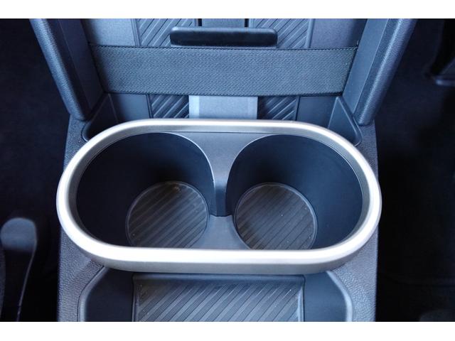 ＭＩＮＩ クーパーＳ　クラシック・トリム　弊社デモカー　ＣＬＡＳＳＩＣＴＲＩＭ　１８インチホイール　禁煙車　ＡＣＣ　純正ナビ　サラウンドビューシステム　フロントカメラ　バックカメラ　シートヒーター　ステアリングヒーター　ＨＵＤ　認定中古車（43枚目）