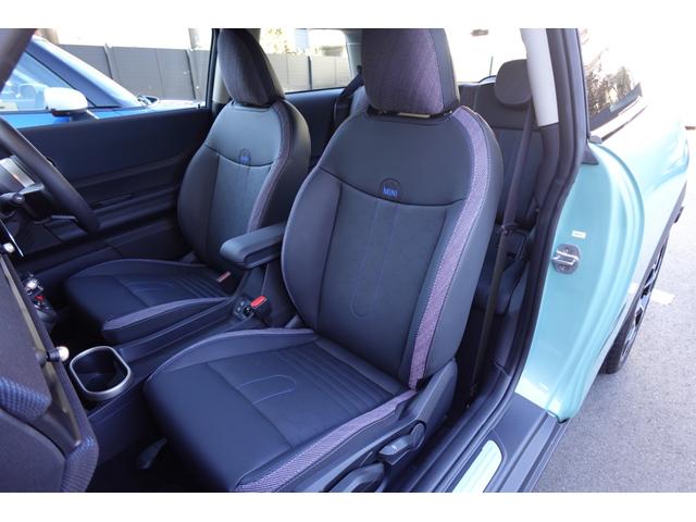 ＭＩＮＩ クーパーＳ　クラシック・トリム　弊社デモカー　ＣＬＡＳＳＩＣＴＲＩＭ　１８インチホイール　禁煙車　ＡＣＣ　純正ナビ　サラウンドビューシステム　フロントカメラ　バックカメラ　シートヒーター　ステアリングヒーター　ＨＵＤ　認定中古車（49枚目）