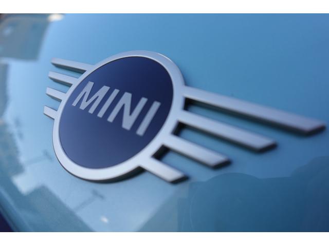 ＭＩＮＩ クーパーＳ　クラシック・トリム　弊社デモカー　ＣＬＡＳＳＩＣＴＲＩＭ　１８インチホイール　禁煙車　ＡＣＣ　純正ナビ　サラウンドビューシステム　フロントカメラ　バックカメラ　シートヒーター　ステアリングヒーター　ＨＵＤ　認定中古車（67枚目）