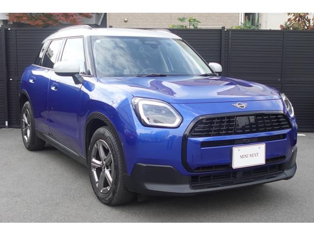 ＭＩＮＩ カントリーマンＤ　クラシック・トリム　弊社登録車　Ｍパッケージ　ｈａｒｍａｎ／ｋａｒｄｏｎスピーカーシステム　ドライビングアシストプロ　パーキングアシスト＋　ヘッドアップディスプレイ　アダプティブＬＥＤヘッドライト　認定中古車（8枚目）