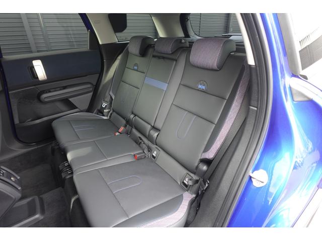 ＭＩＮＩ カントリーマンＤ　クラシック・トリム　弊社登録車　Ｍパッケージ　ｈａｒｍａｎ／ｋａｒｄｏｎスピーカーシステム　ドライビングアシストプロ　パーキングアシスト＋　ヘッドアップディスプレイ　アダプティブＬＥＤヘッドライト　認定中古車（50枚目）