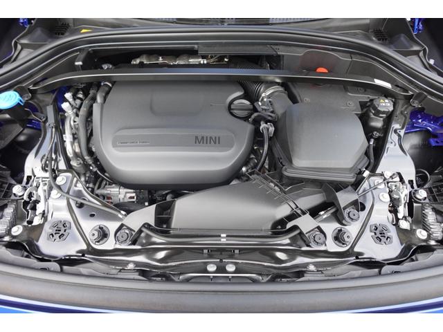 ＭＩＮＩ カントリーマンＤ　クラシック・トリム　弊社登録車　Ｍパッケージ　ｈａｒｍａｎ／ｋａｒｄｏｎスピーカーシステム　ドライビングアシストプロ　パーキングアシスト＋　ヘッドアップディスプレイ　アダプティブＬＥＤヘッドライト　認定中古車（80枚目）