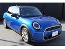 ＭＩＮＩ クーパーＳ　フェイバリット・トリム　弊社登録車　Ｍパッケージ　アクティブクルーズコントロール　ハーマンカードン・ハイファイラウド・スピーカーシステム　シートヒーター　ステアリングヒーター　電動シート　ヘッドアップディスプレイ　認定中古車（8枚目）