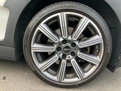 お車の詳細等はお気軽にＭＩＮＩ正規ディーラー　ＭＩＮＩ　ＮＥＸＴ城東鶴見までお問い合わせくださいませ。スタッフ一同、お待ちしております。 6
