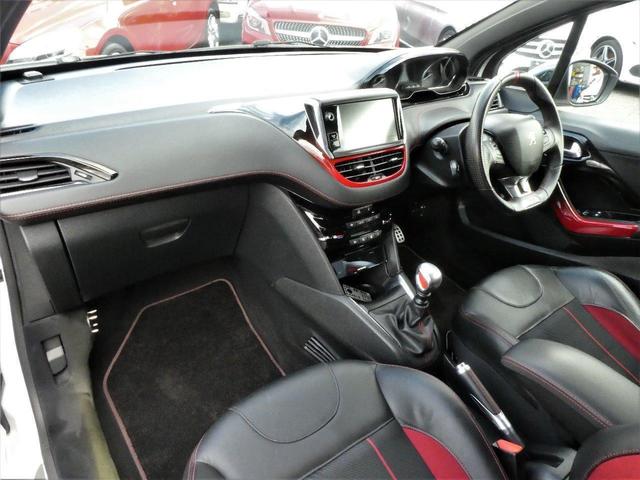 GTi 2年保証/170項目 正規D車 純正ナビ地デジETC キセノン ハーフレザー(22枚目)