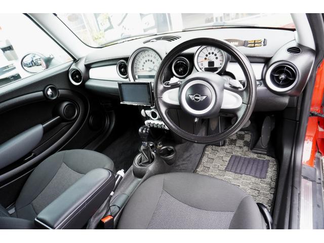ＭＩＮＩ クーパー　全プラン２年保証付　正規Ｄ車　社外ナビ地デジＢカメラＤレコＥＴＣ　オートエアコン（22枚目）