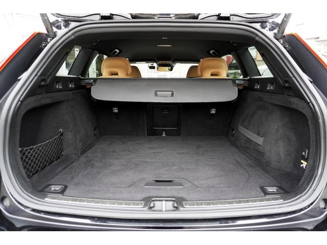 V60 T5 インスクリプション 全プラン2年保証付 1オーナー 本革 純正ナビ地デジ全周囲カメラETC ヘッドアップディスプレイ パワーバックドア パワーシート シートヒーター/クーラー ブラインドウスポットモニター 衝突軽減(27枚目)