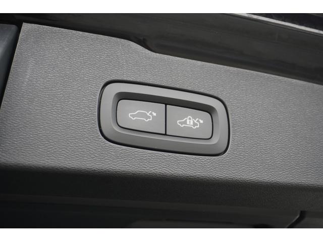 V60 T5 インスクリプション 全プラン2年保証付 1オーナー 本革 純正ナビ地デジ全周囲カメラETC ヘッドアップディスプレイ パワーバックドア パワーシート シートヒーター/クーラー ブラインドウスポットモニター 衝突軽減(38枚目)