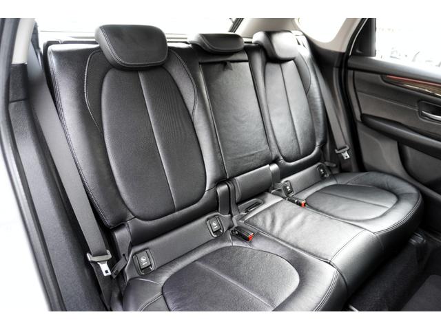 弊社では国の認可を受けました！「第７５３０号」自社認証整備工場と国家資格整備士も常駐店舗でございます！展示場内に整備工場を併設しておりますのでアフターサービスも迅速にご対応が可能となっております！