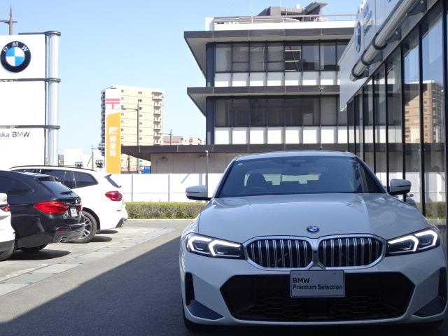 ３２０ｉ　Ｍスポーツ　レンタカーアップ☆後期型☆カーブドディスプレイ☆ヘッドアップディスプレイ☆シートヒーティング☆アクティブクルーズ☆レーンアシスト☆アンビエントライト☆電動シート☆電動トランク☆リヤビューカメラ☆(13枚目)