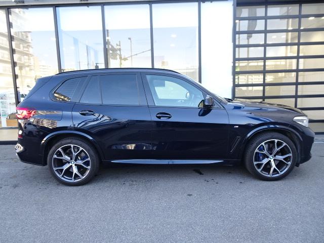 Ｘ５ ｘＤｒｉｖｅ　３５ｄ　Ｍスポーツ　弊社下取りワンオーナー車　マイルドハイブリッド　サンルーフ　コンフォートプラスＰＫＧ　ハイラインＰＫＧ　保冷保温カップホルダー　レーンアシスト　ヘッドアップディスプレイ　シートヒーティング　全国保証（9枚目）