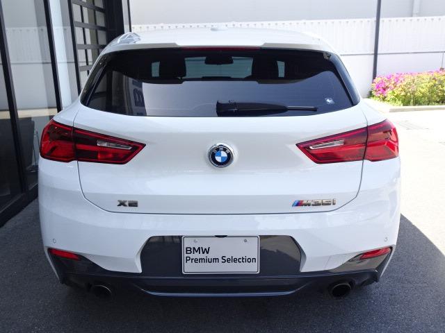 Ｘ２ Ｍ３５ｉ　２年保証☆セレクトパッケージ☆電動ガラスサンルーフ☆Ｈｉ－Ｆｉスピーカー☆シートヒータ☆ヘッドアップディスプレイ☆アクティブクルーズコントロール☆オートトランク☆１９インチＡＷ☆Ｍスポーツブレーキ☆（9枚目）