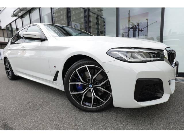 ５シリーズ ５３０ｅ　Ｍスポーツ　エディションジョイ＋　弊社下取ワンオーナー車／ブラックレザー／全周囲カメラ／アクティブクルーズコントロール／ヘッドアップディスプレイ／オートトランク／１９インチアロイホイール／アダプティブＬＥＤヘッドライト／認定中古車／（18枚目）