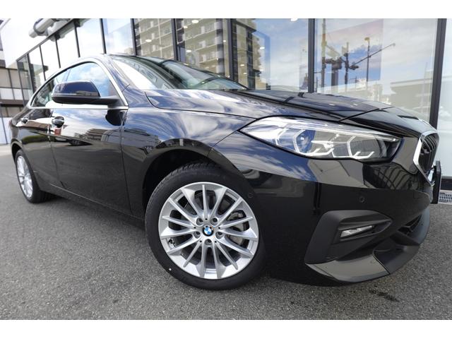 2シリーズ 218dグランクーペ プレイ 直列4気筒2000CCディーゼルエンジン ヘッドアップディスプレイ アクティブクルーズ リヤビューカメラ アンビエントライト 電動シート Bluetooth ハンズフリー コンフォートアクセス(18枚目)