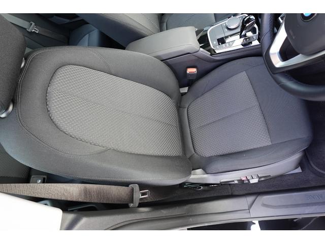 2シリーズ 218dグランクーペ プレイ 直列4気筒2000CCディーゼルエンジン ヘッドアップディスプレイ アクティブクルーズ リヤビューカメラ アンビエントライト 電動シート Bluetooth ハンズフリー コンフォートアクセス(25枚目)