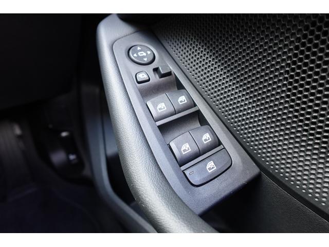 2シリーズ 218dグランクーペ プレイ 直列4気筒2000CCディーゼルエンジン ヘッドアップディスプレイ アクティブクルーズ リヤビューカメラ アンビエントライト 電動シート Bluetooth ハンズフリー コンフォートアクセス(56枚目)