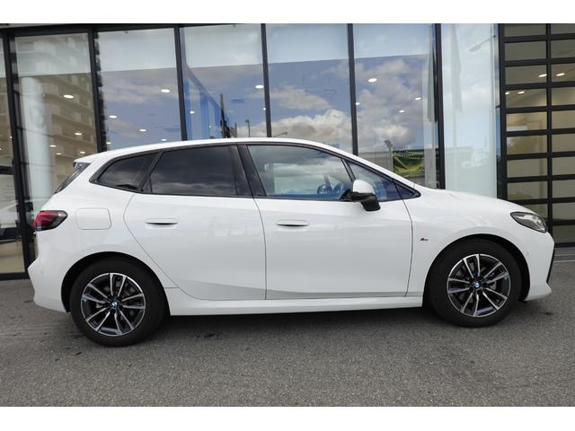 2シリーズ 218dアクティブツアラー Mスポーツ ワンオーナー 直列4気筒2000CCエンジン ヘッドアップディスプレイ リヤ&フロント&トップビューカメラ アクティブクルーズ 電動トランク シートヒーティング アンビエントライト 電動シート(8枚目)