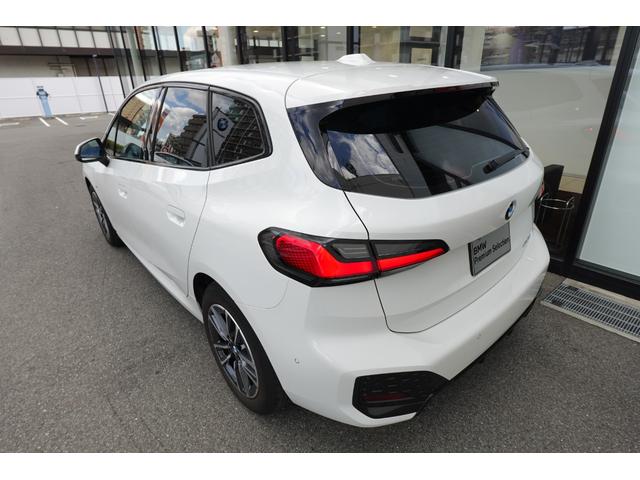 2シリーズ 218dアクティブツアラー Mスポーツ ワンオーナー 直列4気筒2000CCエンジン ヘッドアップディスプレイ リヤ&フロント&トップビューカメラ アクティブクルーズ 電動トランク シートヒーティング アンビエントライト 電動シート(11枚目)