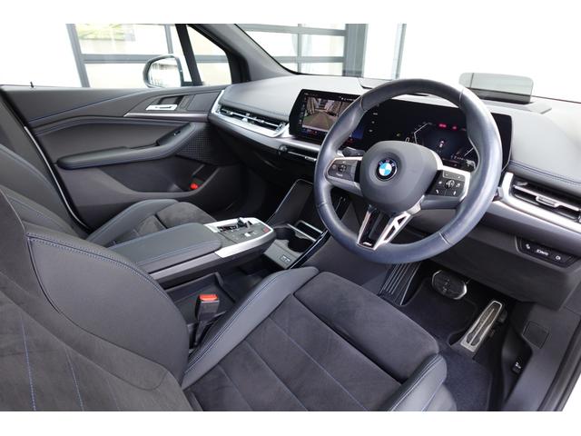 2シリーズ 218dアクティブツアラー Mスポーツ ワンオーナー 直列4気筒2000CCエンジン ヘッドアップディスプレイ リヤ&フロント&トップビューカメラ アクティブクルーズ 電動トランク シートヒーティング アンビエントライト 電動シート(26枚目)