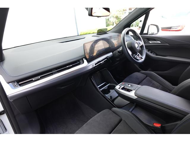 2シリーズ 218dアクティブツアラー Mスポーツ ワンオーナー 直列4気筒2000CCエンジン ヘッドアップディスプレイ リヤ&フロント&トップビューカメラ アクティブクルーズ 電動トランク シートヒーティング アンビエントライト 電動シート(30枚目)