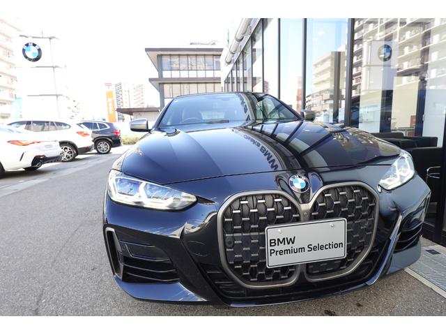 ４シリーズ Ｍ４４０ｉ　ｘＤｒｉｖｅカブリオレ　弊社下取ワンオーナー　カーブドディスプレイ　モカヴァーネスカレザー　ヘッドアップディスプレイ　全周囲カメラ　ＢＭＷレーザーライト　ハーマンカードンスピーカー　ウインドディフレクター　純正１９インチＡＷ（16枚目）