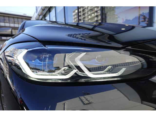 ４シリーズ Ｍ４４０ｉ　ｘＤｒｉｖｅカブリオレ　弊社下取ワンオーナー　カーブドディスプレイ　モカヴァーネスカレザー　ヘッドアップディスプレイ　全周囲カメラ　ＢＭＷレーザーライト　ハーマンカードンスピーカー　ウインドディフレクター　純正１９インチＡＷ（18枚目）