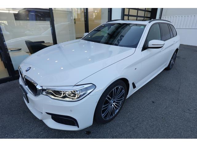 ５シリーズ ５３０ｉツーリング　Ｍスポーツ　ワンオーナー　黒革　シートヒーター　サンルーフ　ＣＤ＆ＤＶＤ　ＴＶ　後輪操舵　全周囲カメラ　ｈａｒｍａｎ／ｋａｒｄｏｎスピーカー　アンビエントライト　Ｂｌｕｅｔｏｏｔｈオーディオ　ＢＭＷ認定中古車（6枚目）