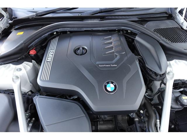 ５シリーズ ５３０ｉツーリング　Ｍスポーツ　ワンオーナー　黒革　シートヒーター　サンルーフ　ＣＤ＆ＤＶＤ　ＴＶ　後輪操舵　全周囲カメラ　ｈａｒｍａｎ／ｋａｒｄｏｎスピーカー　アンビエントライト　Ｂｌｕｅｔｏｏｔｈオーディオ　ＢＭＷ認定中古車（76枚目）