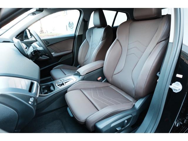 1シリーズ 120d ハイラインパッケージ 弊社元デモカー/ハイラインP/パーフォレーテッドヴェガンザモカレザー/スポーツシート/サンプロテクションガラス/ハーマンカードンスピーカー/シートヒーター/全周囲カメラ/認定中古車/プライバシーガラス(30枚目)