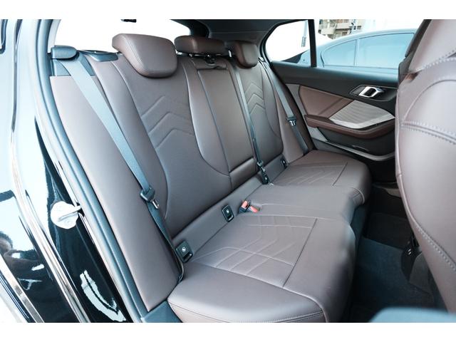 1シリーズ 120d ハイラインパッケージ 弊社元デモカー/ハイラインP/パーフォレーテッドヴェガンザモカレザー/スポーツシート/サンプロテクションガラス/ハーマンカードンスピーカー/シートヒーター/全周囲カメラ/認定中古車/プライバシーガラス(33枚目)